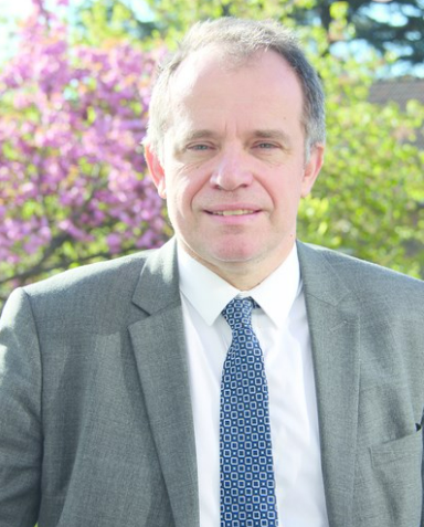 [Actu] Ehpad: situation critique
🚨Toujours dans l’attente d’une loi ambitieuse s’attaquant à leurs gouvernance et financements, les #Ehpad sont confrontés à une situation budgétaire chaotique. <a href="/laFHF/">FHF</a> et l'<a href="/AssociationADPA/">AD-PA</a> pointent l'urgence
Accès libre ➡ lnkd.in/e_crEAUs