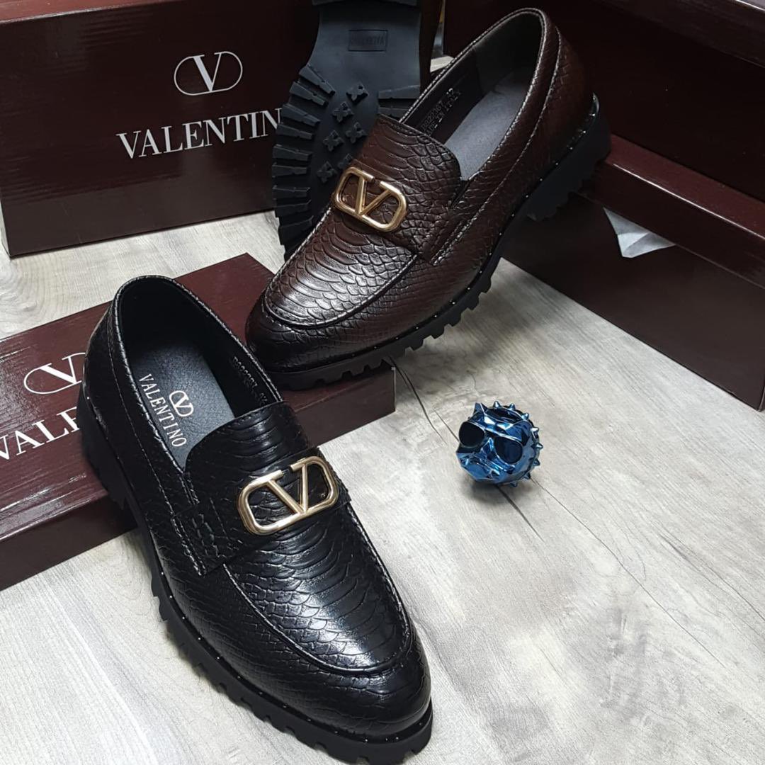 Available in Black and Brown 

Available as seen

Place your order 

Price 32k

Nationwide Delivery 🚚 

#menfashion
#meninfashion