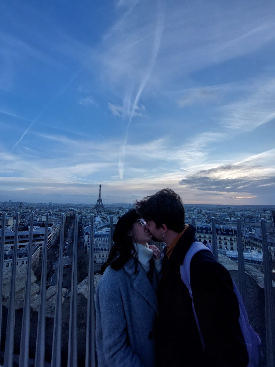 danielaore15's tweet photo. Je t'aime https://t.co/WqRQDMU88v
