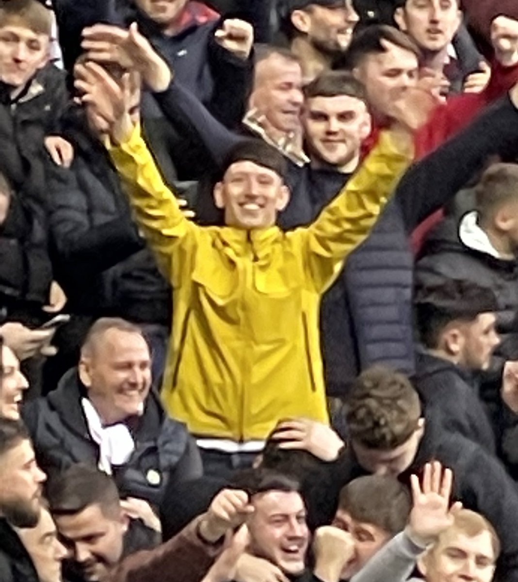 Ryangibb10's tweet photo. I didn’t no methidone mick was a jambo #hearts https://t.co/viw3bYjuj4
