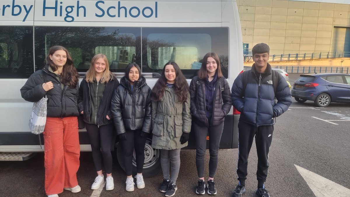 DerbyHighSTEM's tweet photo. Start of 2 days of engineering at the Industrial Cadet Gold Residential #STEM @DerbyHighSchool @derbyhigh6th https://t.co/kAiS26KYPu
