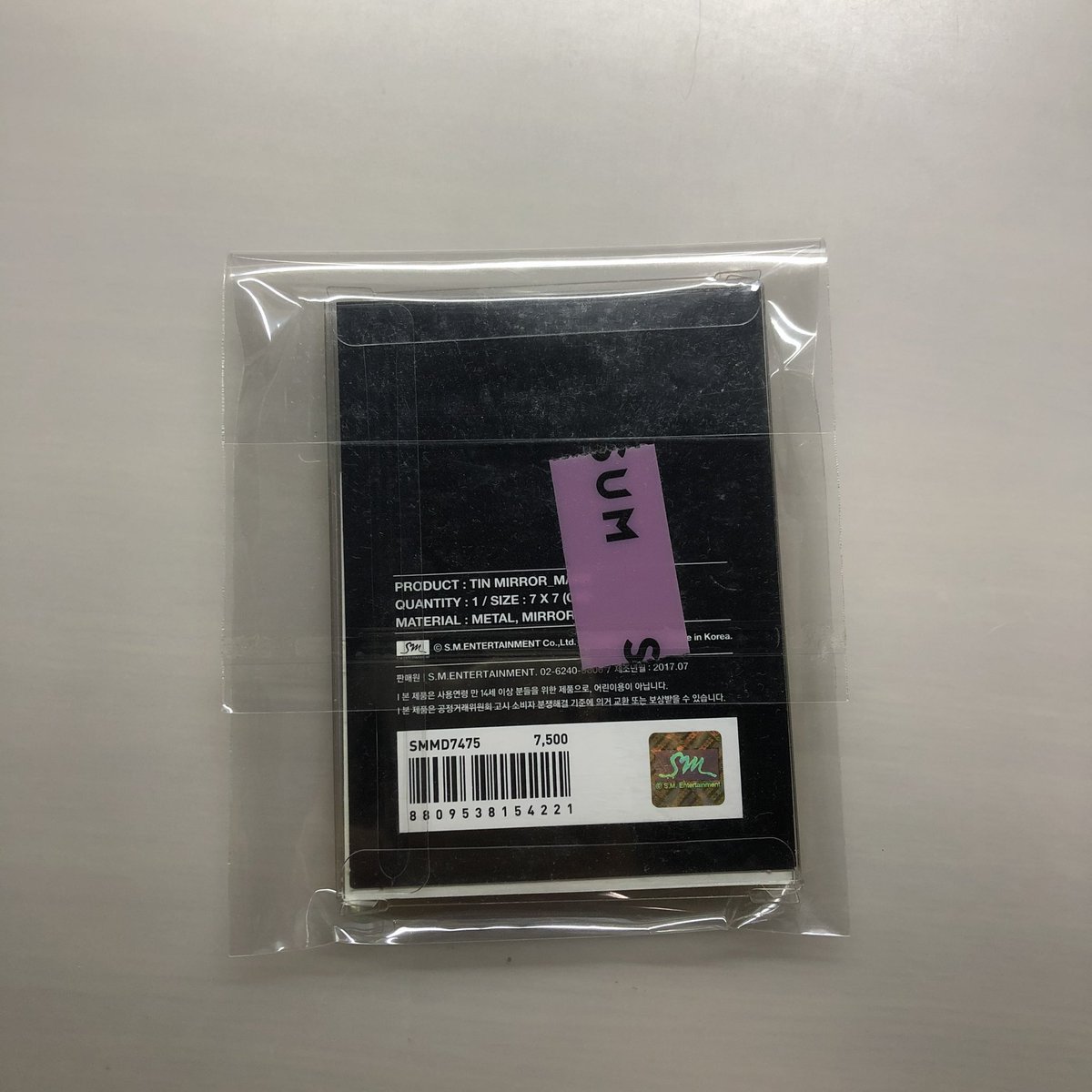 Melon99_'s tweet photo. 🛼 wts / พร้อมส่ง ꒱ 
กระจก cherry bomb มาร์ค
— 240 บาท ส่งฟรี

mini note set reg-irreg ไม่มีการ์ด
— 150 บาท ส่งฟรี

#ตลาดนัดnct #ตลาดนัดnctdream #ตลาดนัดnct127 https://t.co/BtRCXcfBAv
