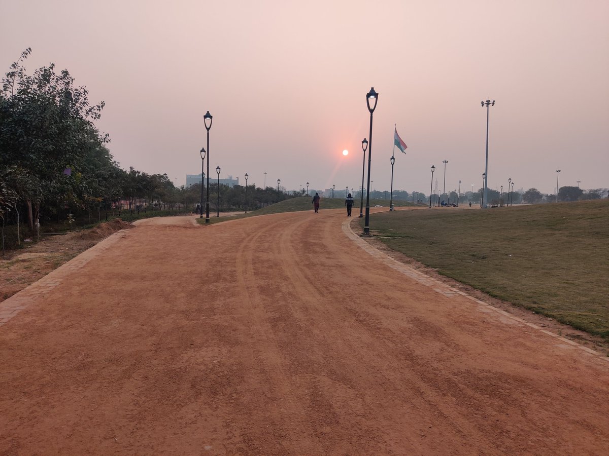 er_vr's tweet photo. Beautiful Evening. https://t.co/ogeeTvAiOJ