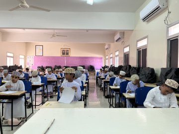 اطلعتنا مدارس بدية منذ الأمس واليوم بنتائج طلبة المدارس والمجيدين للفصل الدراسي الأول والتي دلت على التنافس الشريف بين ابناءنا الطلبة على مستوى الولاية فشكرا لكل تربوي والشكر موصول لإدارات المدارس وابارك للطلبة المتفوقين وأولياء امورهم الكرام