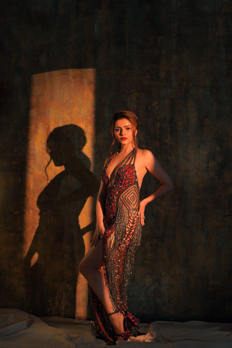 RubiDilaik's tweet photo. A certain darkness is needed to see the stars https://t.co/Ccx3gWqWeT