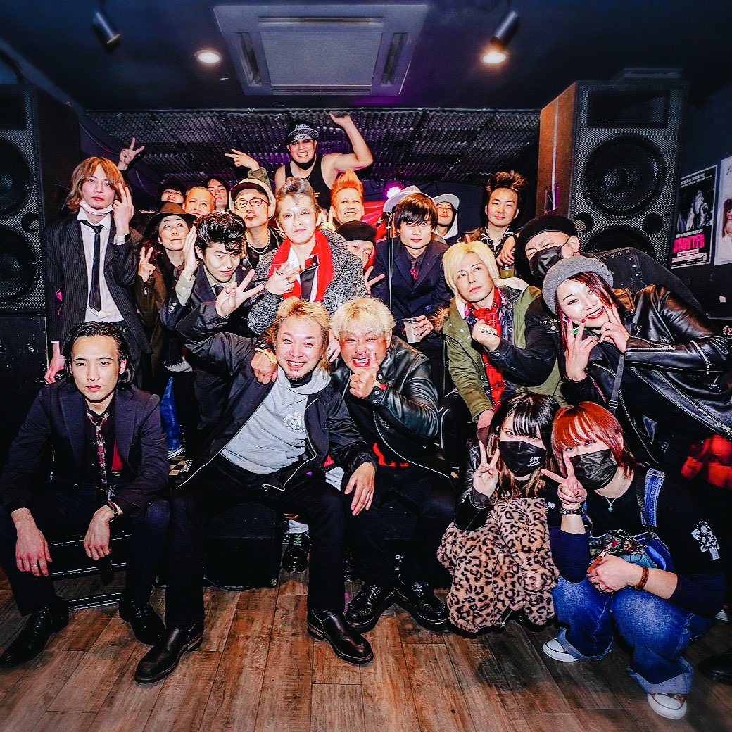 tomas69b's tweet image. 柴崎RATHOLE FELLOWS vol.45
NITROXサンダーサポート🥁⚡️
BENさん スタッフや共演の皆さん
お越しの皆々様ありがとう~♪
盛り上がりましたな~⚡️
久々のアイツにも会えし
ホクホク✨で帰って参りました
ﾔｯﾀｾﾞ(￣▽￣)~♪⚡️
連れてってくれてる
NITROXの皆さんにも感謝⚡️
#tomasthundersupport🥁⚡️