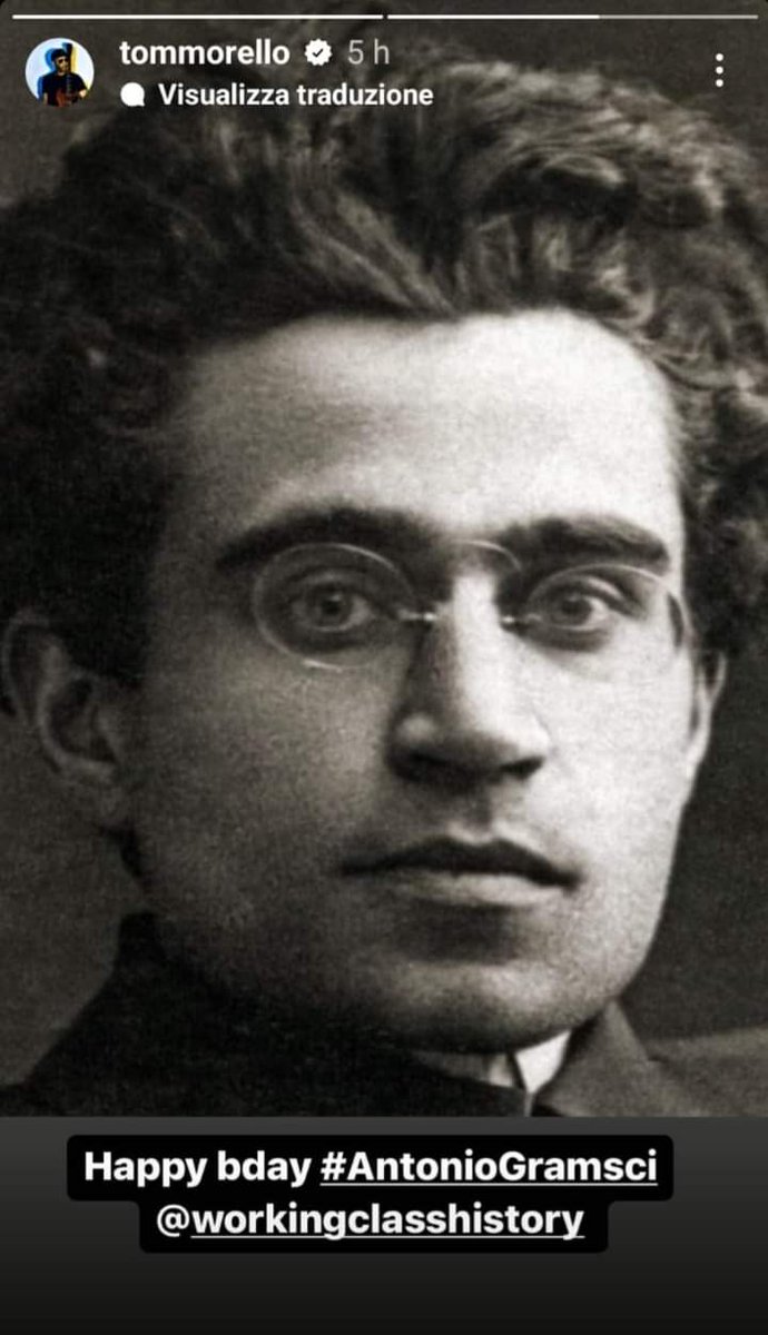 fortunatomaria5's tweet photo. #TomMorello
#RaceAgainstTheMachine
#AntonioGramsci https://t.co/ay9QGfCIrE
