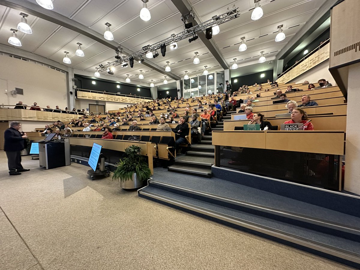 DUNEScience's tweet photo. It’s the first collaboration meeting of 2023! 
We’re so happy to be back at @CERN and starting with a talk from Co-Spokesperson Sergio Bertolucci. 

#dunescience #neutrinos #internationalcollaboration #cern https://t.co/kx1ENc8vwC