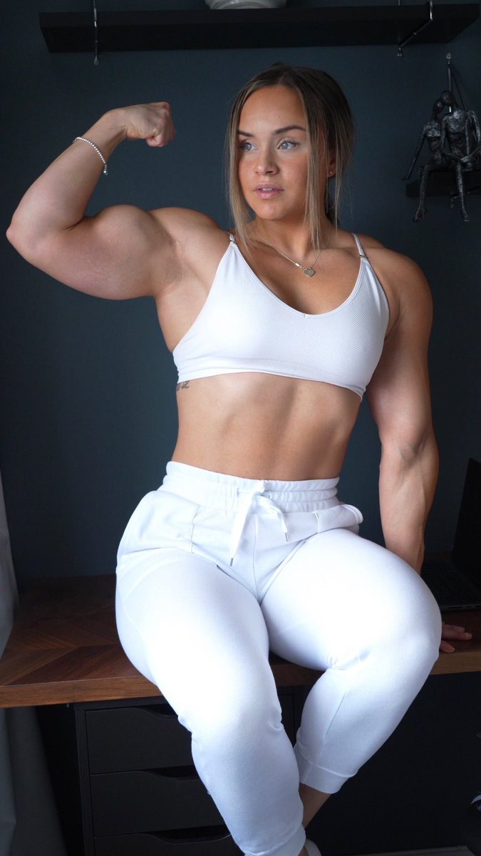 BuffWomanOTD's tweet photo. Mascular woman of the day is Melinda Lindmark https://t.co/x6RxyAqHIP