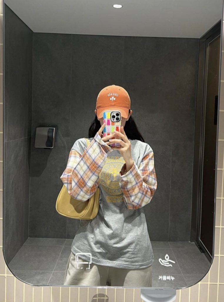 poooobao's tweet photo. 내취향 슬기 사복 타래🐻🤎 https://t.co/w7bpZ6hGUS
