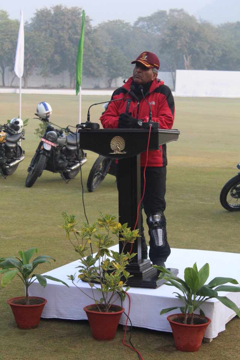 NCC_Dte_Gujarat's tweet photo. #AtmaNirbharBharat ka #saltseSoftware ka Safar"Dandi se Dilli" 
#NCCJawaYezdiMCRally was flagged off by 
Lieutenant General SH Kulkarni,Director Mayo College,Ajmer today morning. Next destination Jaipur.
@HQ_DG_NCC 
@PMOIndia
@GovernorofGuj
@CMOGuj
@jawamotorcycles
@yezdiforever https://t.co/7SuaHhIqP2