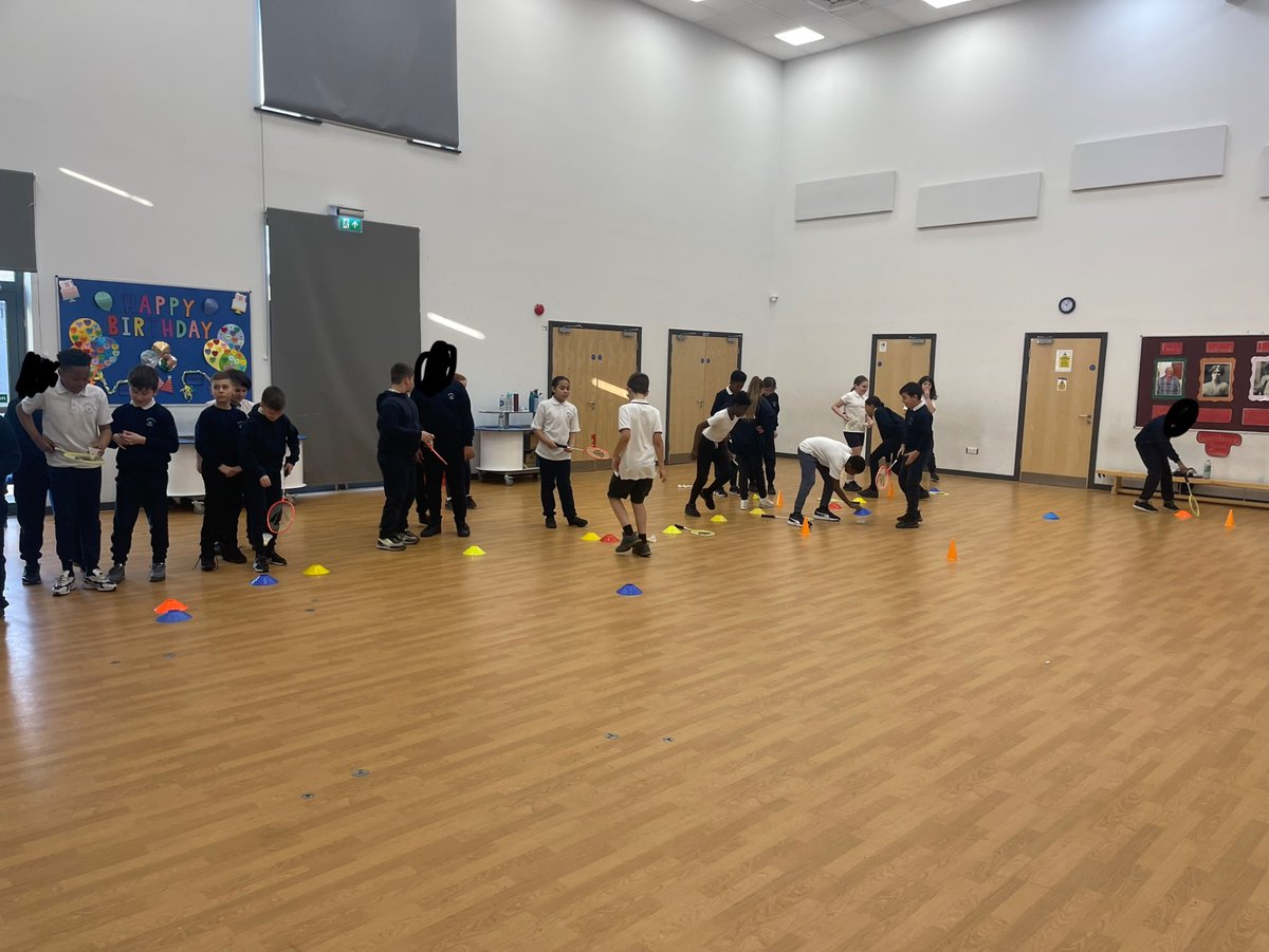 We are having lots of fun in PE this morning, practising long and short serves in badminton. We are ending out session with a mini badminton golf! What a great start to our Monday morning 🏸 <a href="/GoresbrookSc/">Goresbrook School</a>