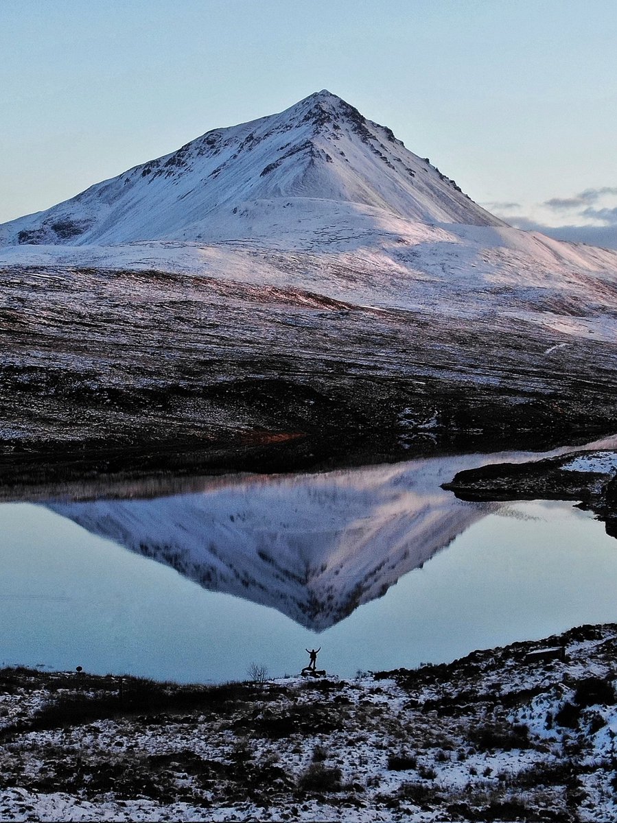 Iain Miller tweet media