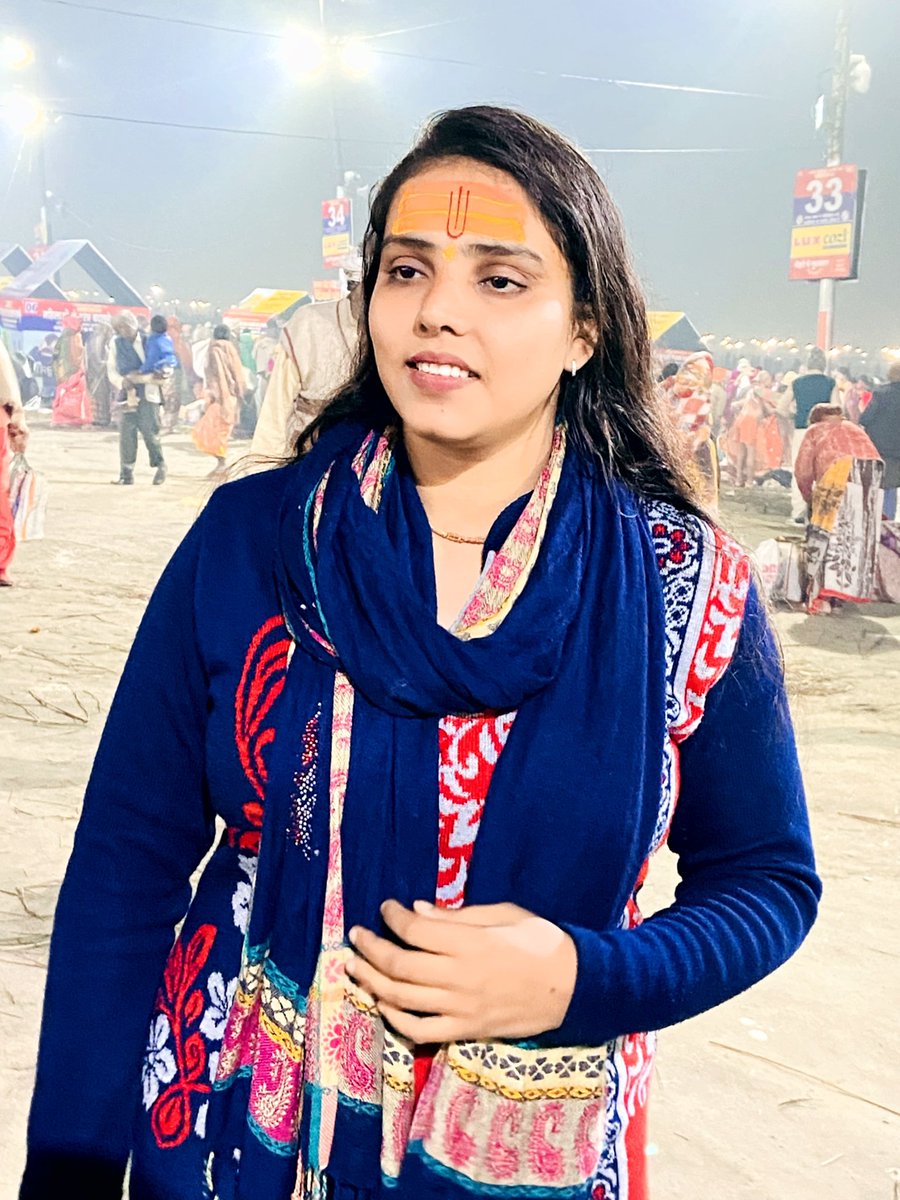 murti_ji's tweet photo. माघमासे गमिष्यन्त  गंगायमुनसंगमे।
ब्रह्माविष्णु महादेवरुद्रादित्यमरुदगणा:॥

मौनी अमावस्या के पावन अवसर पर तीरथ राज प्रयाग  मे स्नान करने का सौभाग्य प्राप्त हुआ।

#pujydevidharmmurtiji#sangam#prayagraj#gangaghat
#prayag #2023goals #sprichual#motivationdevidharmmurtiji https://t.co/bFbmrekxbh