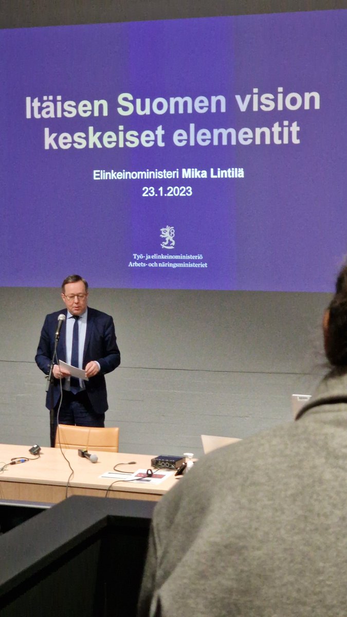 Ministeri Lintilältä erinomainen puheenvuoro. Asenne kuntoon! Ratkaisuja, eikä arvostelua ja synkistelyä! Elinvoima syntyy vain tekemisellä.