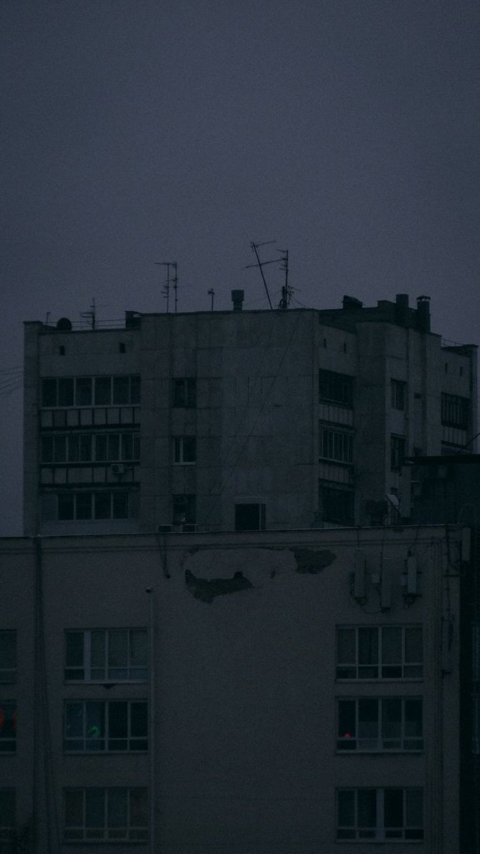 рассказывайте что ли, как вы тут. может, даже какими-то новостями поделитесь?