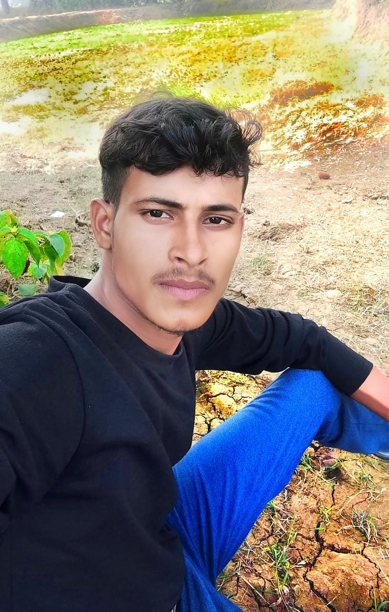 Avinashkumar_26's tweet photo. __"एक आदमी जो अपनी #परछाई के साथ खुशी से #समय बिता सकता है..!🙂

~__"निश्चित रूप से वह कभी #अकेली नहीं होती...!🙂
ℒℴ𝓋ℯ ❥︎᯾𝗔♥︎𝗔
#Happiness https://t.co/1CnJPNokqq