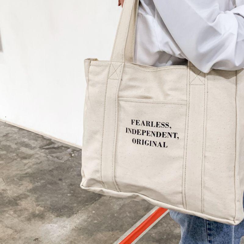 ShopeeCuties's tweet photo. Fearless totebag
https://t.co/ZmczHW3PBe
Totebag snoopy
https://t.co/VvPdjfNrGT https://t.co/gm3xnV5U3z