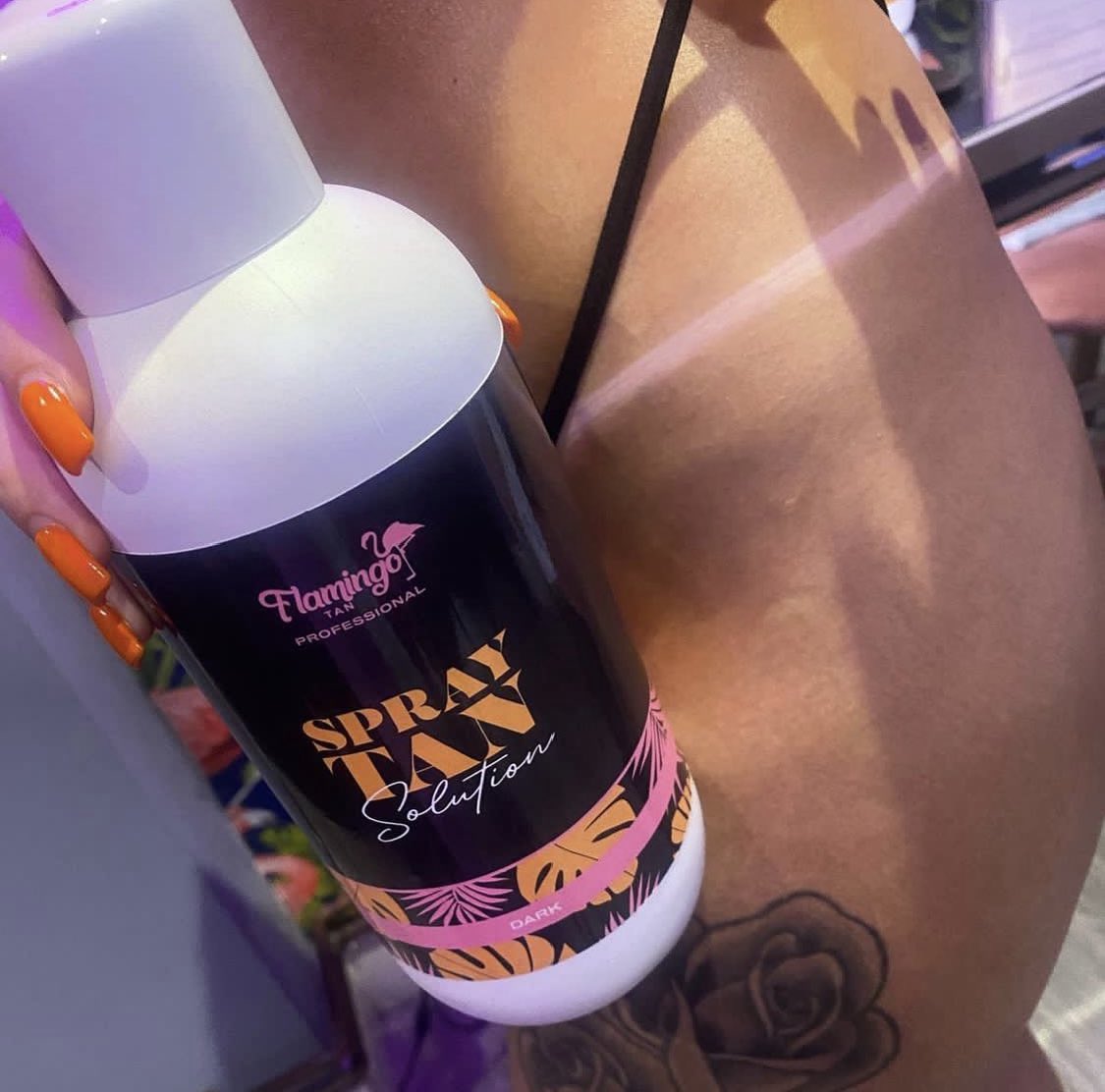 Spray tan technicians 📣 
This is the solution you need in time for the busy summer rush! 👙 

Click here to get yours flamingotanofficial.com/product-page/1…

#spraytansolution #tanning #spraytan #flamingotan #spraytanartist