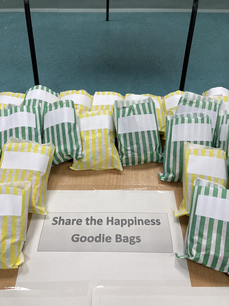 Dolomitidiva's tweet photo. @GWH_NHS @Kevin_McNamara1 happiness event well underway at GWH come and join the health and well-being team for a bit of pampering. Luna says Hi! https://t.co/kDl9qOESpy