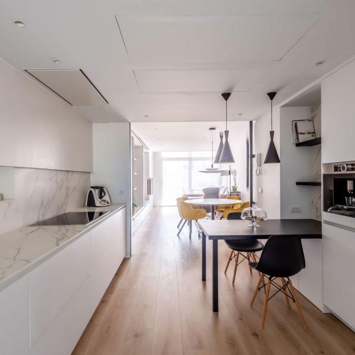 SpainPergo's tweet image. Si quieres conocer todas nuestras gamas de #suelos laminados y seleccionar el que más se adapte a tu estilo, sigue el enlace: pergo.es/es-es/laminados Con Pergo tendrás diseño y calidad con acabados y resistencia profesionales.
#Pergo #Interiorismo #Arquitectura #Reformas