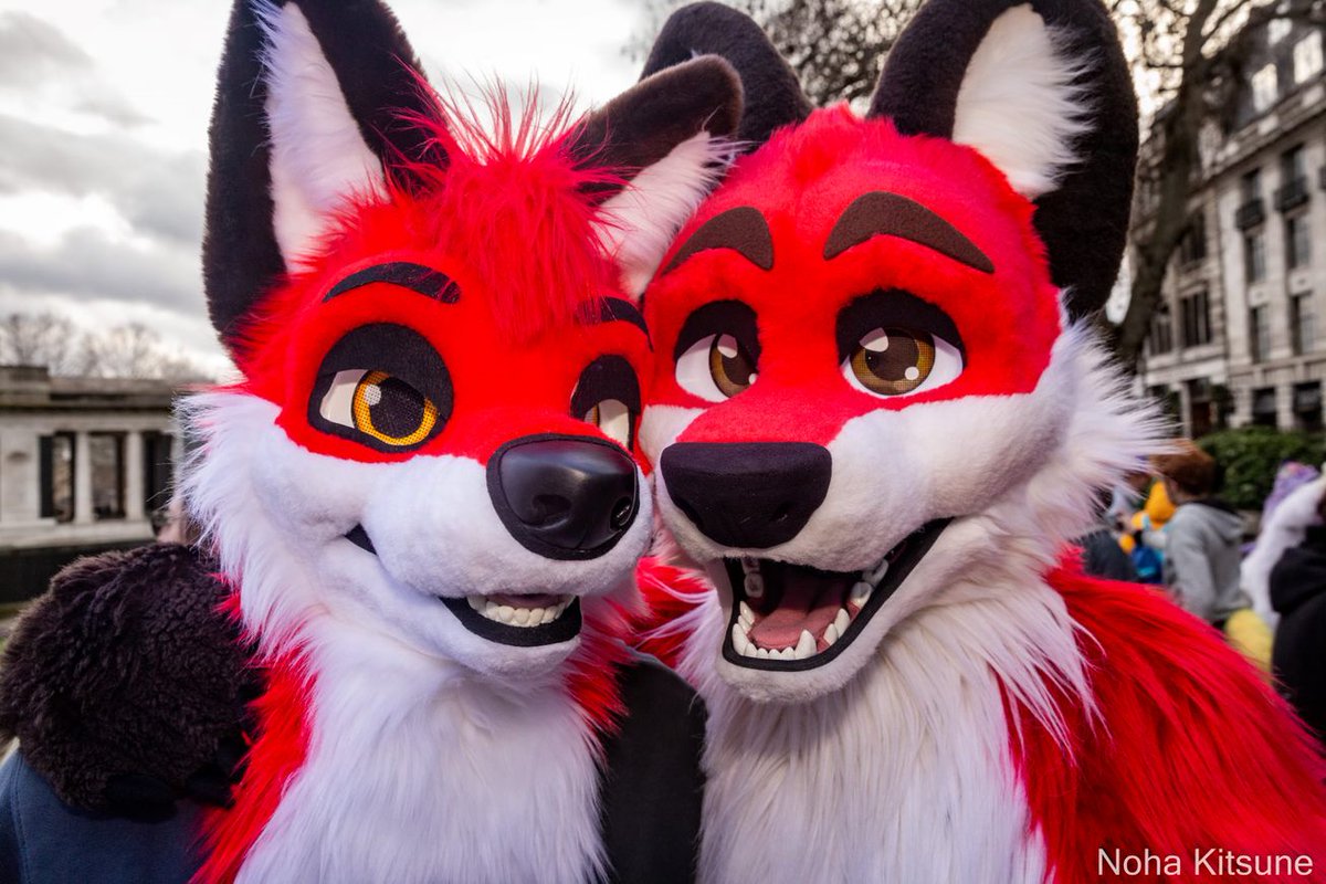 Brother from another mother 🥰
🦊 <a href="/EridaniFox/">Eridani (Bluesky Exclusive)</a> 
📸 <a href="/Noha_Kitsune/">Noha Kitsune (LF PhotoFox)</a>
