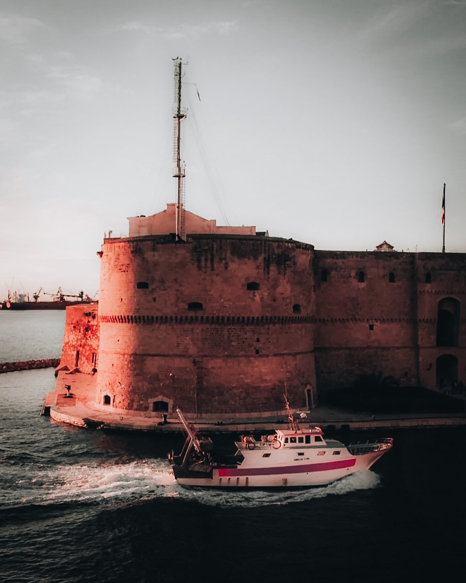 #CastelloAragonese di #Taranto in #Puglia
