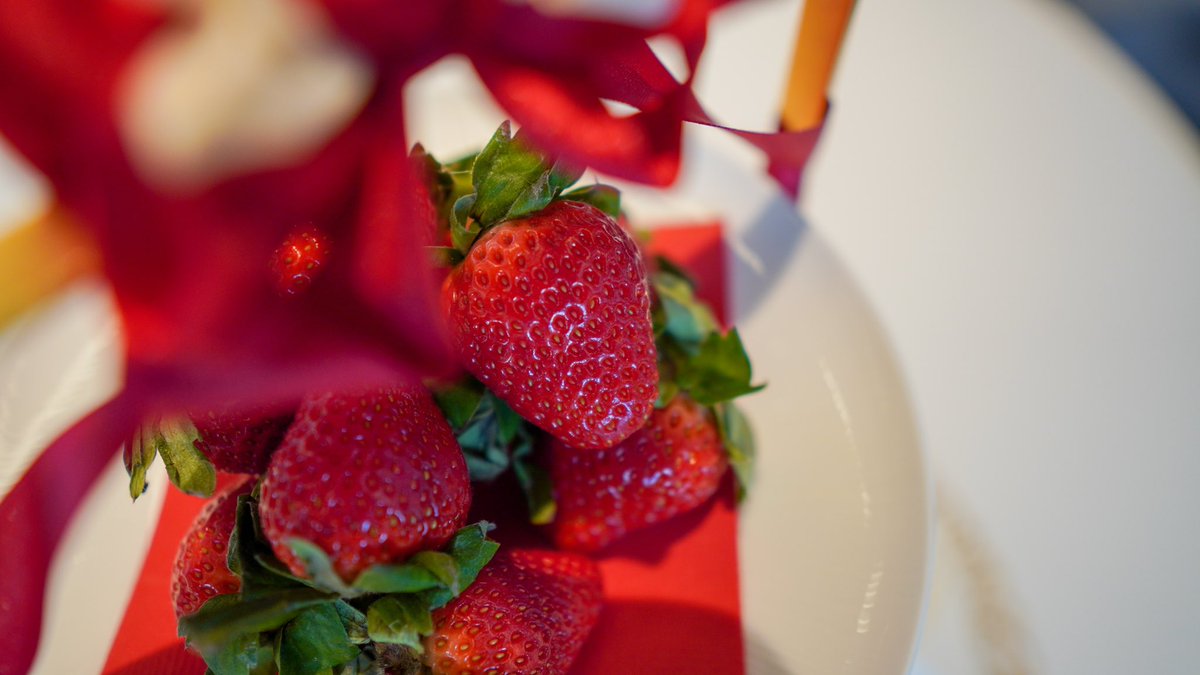 宮城県産いちごを食べ比べできる！？🍓

【限定30名！いちごのミニアフタヌーンティー&amp;サプライズデザート】東京・竹芝

興味ある方はプロフィールのURLからイベントをチェック🥰