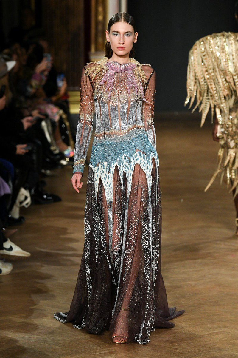 modelsdiaryy's tweet image. Rahul Mishra, the first Indian designer to showcase at the paris Haute Couture Week!