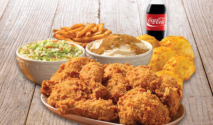 Kafeeltab's tweet photo. I just enjoyed a deal on #Family Box Meal @ AED 66 with #SmilesByEtisalat. Enjoy great deals. Visit the Smiles app  https://t.co/W9l3VE4Tsa https://t.co/pqnxMvJflI