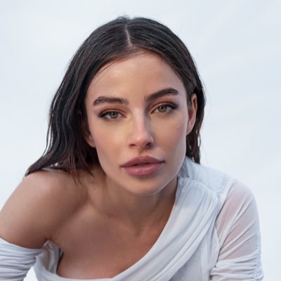 AnfisaLetyago's tweet photo. #NuovaFotoProfilo https://t.co/3bplMpvW0w