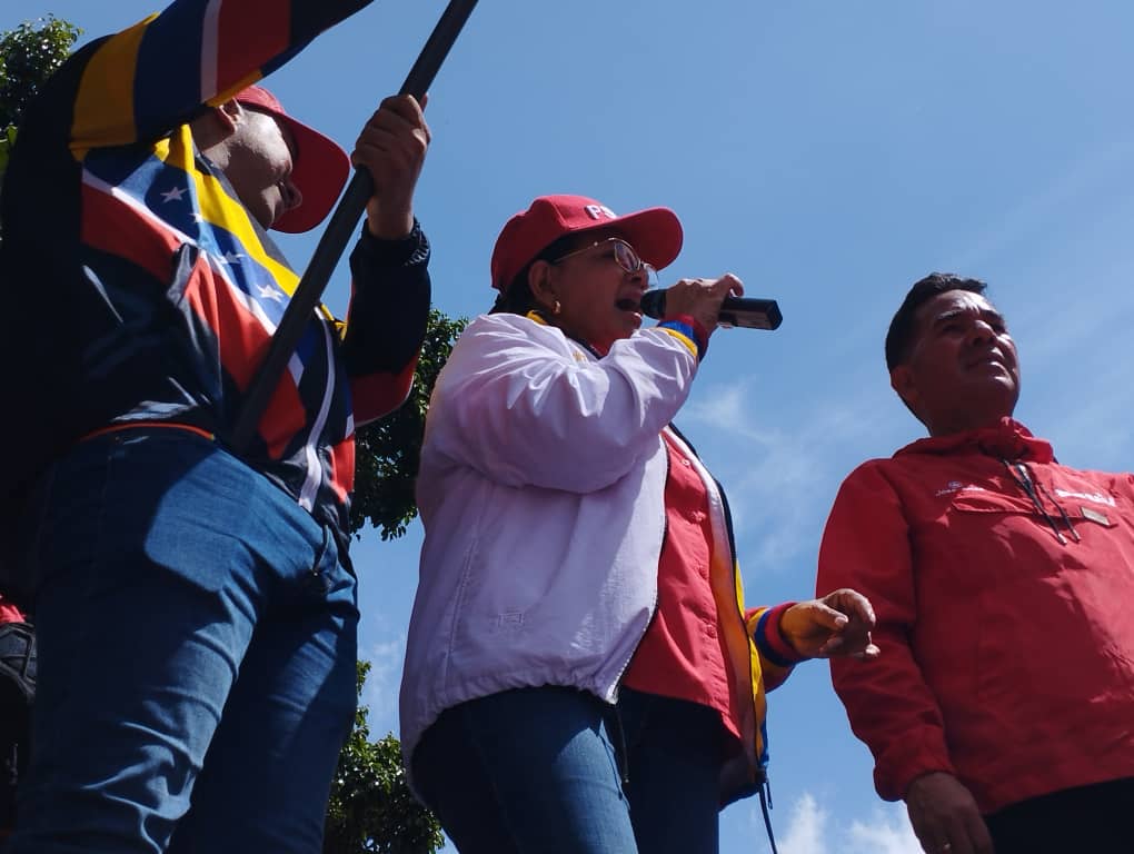 #AlMomento📣| Continua Gran Marcha Contra el Bloqueo Imperialista en Maracay.

#Aragua 
#ConMaduroVamosPaLante
#AraguaConMaduro