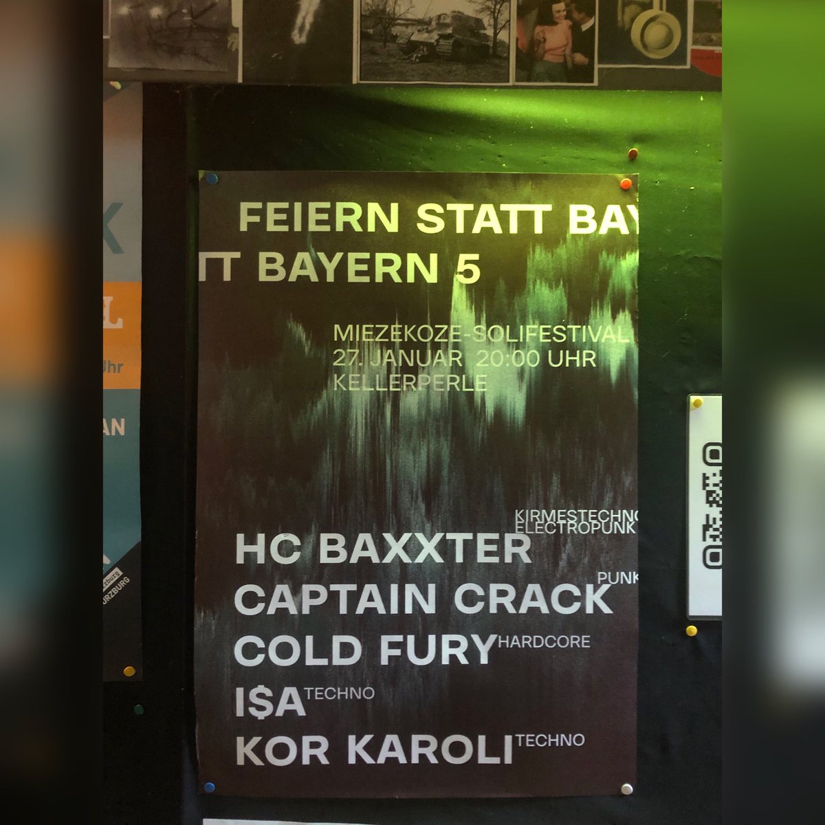 antifa_wue's tweet photo. In der Stadt gesehen.

Feiern statt Bayern am 27.1. in der Kellerperle #Würzburg! https://t.co/Dh7auppjtT