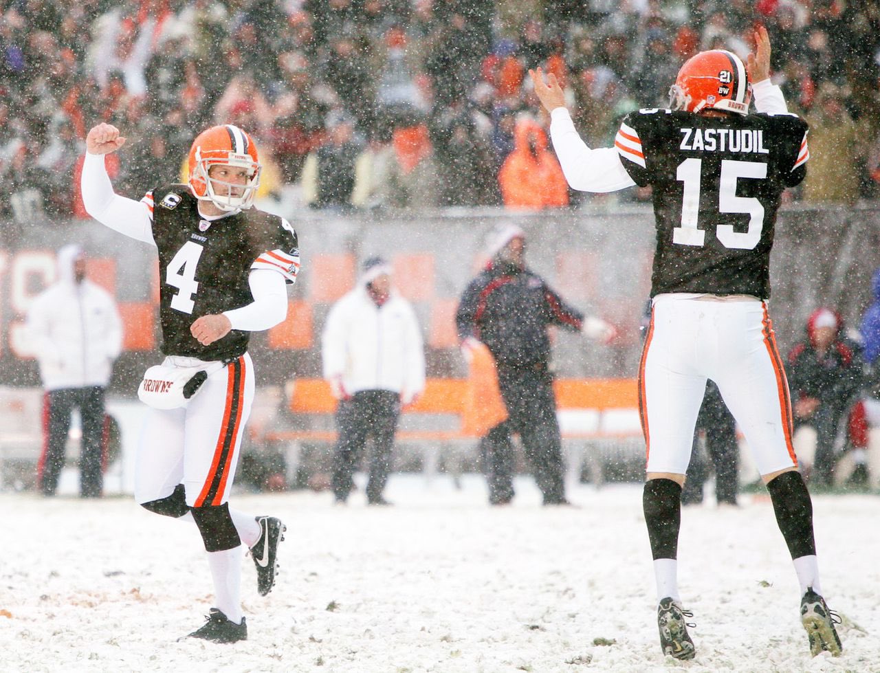 Happy Birthday to Browns legend, Phil Dawson  
