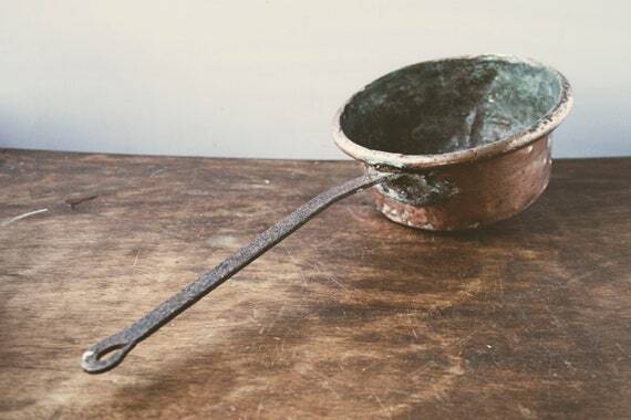 ChoseFrancaise's tweet image. New item in our shop 👉 Antique Copper Long-Handled Cauldron Primitive Pan by UneChoseFrancaise
etsy.me/2I7SFOP

#vintagefrenchaesthetic
#vintagefrenchdecor
#vintagefrenchkitchen
#pinteresthome
#farmhousedecor
#frenchcountry
#vintagefrench