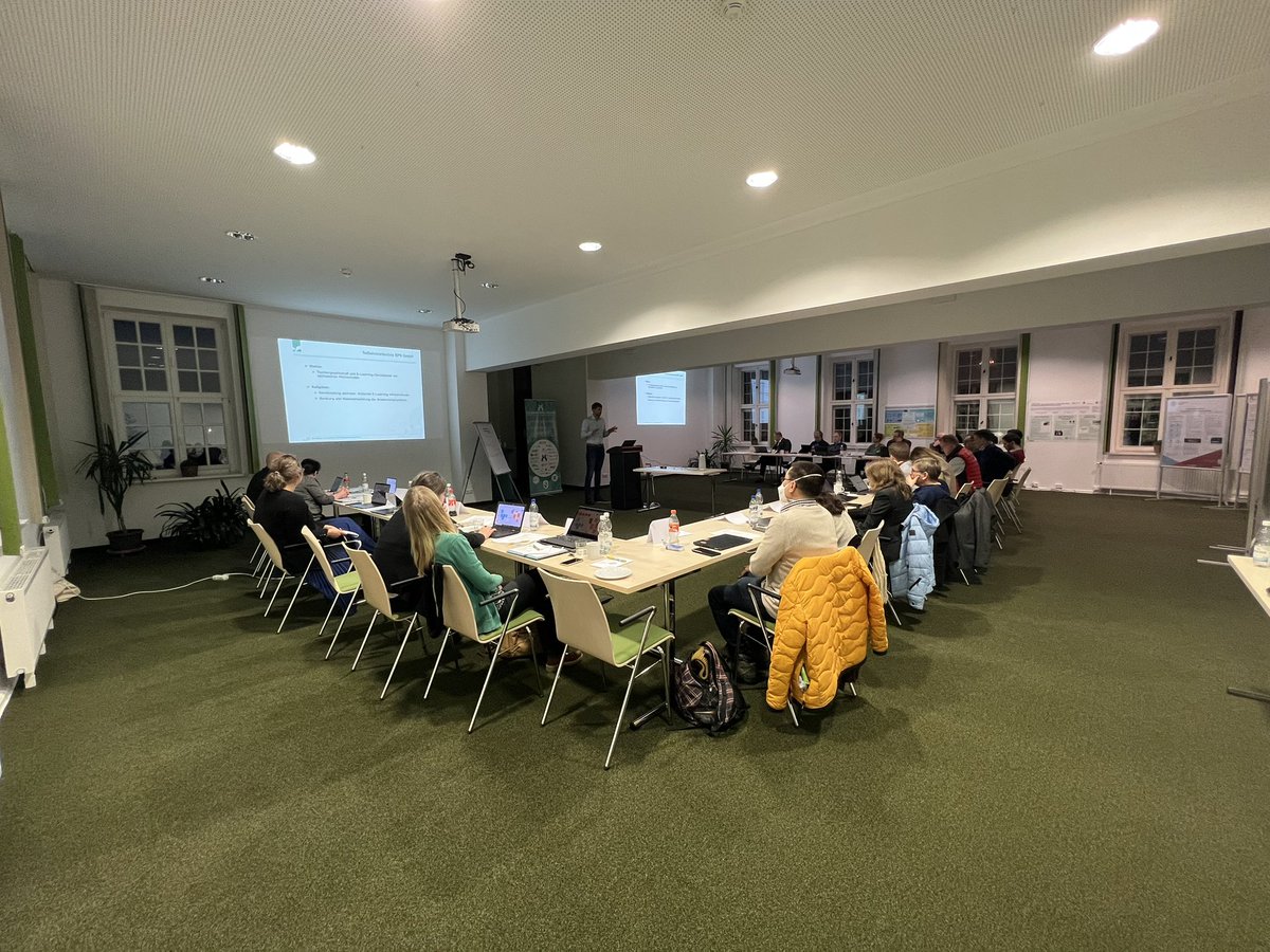 Heute findet der erste Teil unserer 87. Beratung des AKeL als zweitägige Klausurtagung am IBS Laubusch statt. Wir freuen uns über zahlreiche spannende Beiträge. #digitalelehre #twittercampus 

@HDSachsen @BPSGmbH