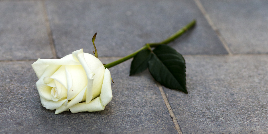 Sentim molta tristor perquè, aquests dies, ens han deixat el Rotislav i el Fran. En Rotislav tenia 45 anys i ha mort al carrer. En Fran tenia 47 anys i des de feia temps vivia en un pis. A tots dos, els recordarem. #ningúsenserecord