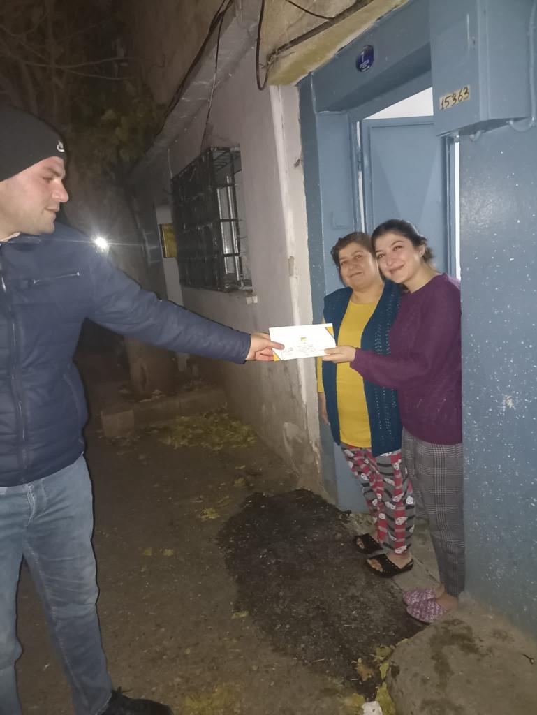 akgenckilis's tweet photo. İyi ki doğdunuz, iyi ki varsınız Genç Kardeşlerimiz 🎉

Yeni Yaşında AK Gençlik Yanında Çalışmalarımız Kapsamında; Yönetim Kurulu Üyelerimiz İlk Defa Oy Kullanacak Genç Kardeşlerimizin Doğum Günlerini Kutlayıp, Cumhurbaşkanımız Sn. @RTErdogan ‘ın Selamlarını İlettik. https://t.co/OS0hlwaJGC