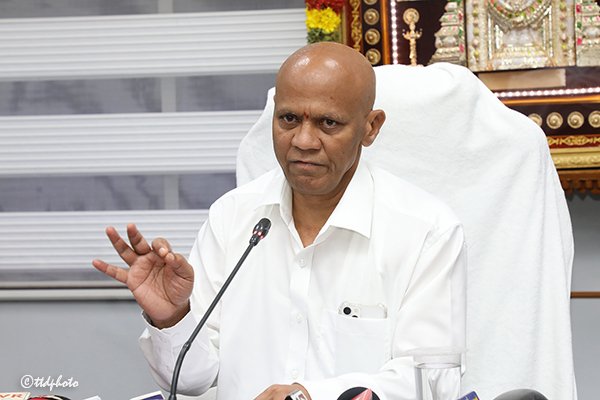 svbcttd's tweet image. TTD CONTEMPLATES A NAVAL ANTI-DRONE SYSTEM(NADS) ( నావల్‌ యాంటీ డ్రోన్‌ సిస్టమ్‌ ఏర్పాటుకు యోచన )

STATE OF ART MUSEUM IN TIRUMALA TO BE READY BY DECEMBER – TTD EO

#museum #stateofart #Tirumala #ttdeo #avdharmareddy