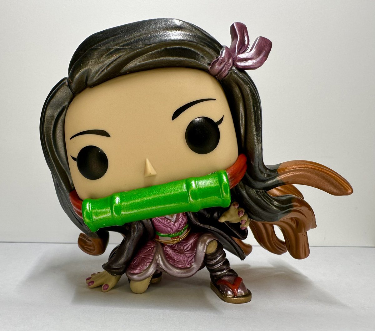 MidniteHauer's tweet photo. 📦📬☎️ L.A. Comic Con ’22 / Toy Stop Demon Slayer Metallic Nezuko is here!

#Funko #FunkoPops #Anime #DemonSlayer #KimetsuNoYaiba #NezukoKamado #ExplodingBlood https://t.co/J79iSaHPTG