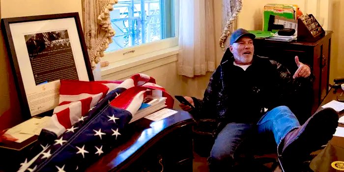 JUST IN: Richard “Bigo” Barnett found guilty on all counts for his role in storming the US Capitol.

He took the stand and claimed he was just “a fucking idiot”, not a criminal.

The jury did not see a distinction.