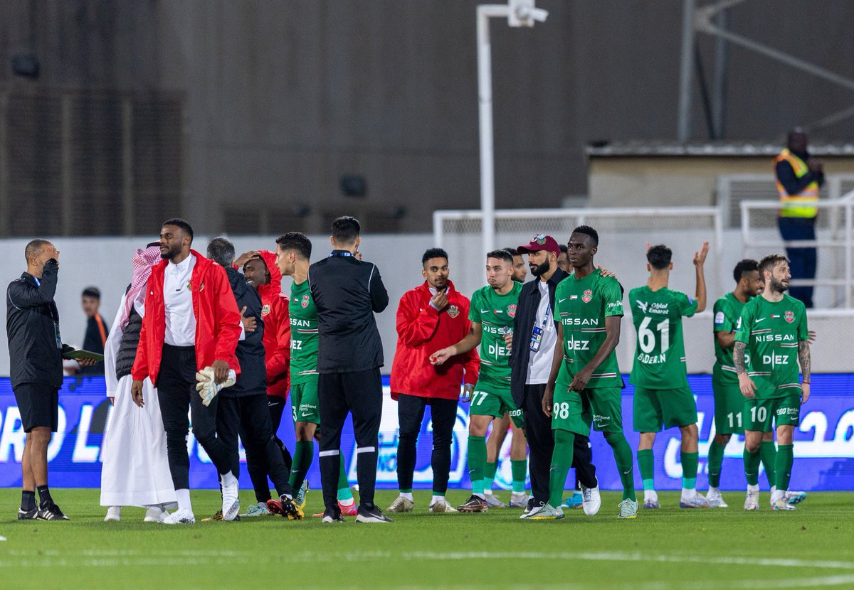 Great victory and with at the  key, the title of mid-season champion of <a href="/UAEProleague_En/">UAE Pro League</a> we value ourselves in adversity ❤️💚💪🏿🫡 #shababalahli <a href="/ShababAlAhli_EN/">Shabab AlAhli - EN</a>