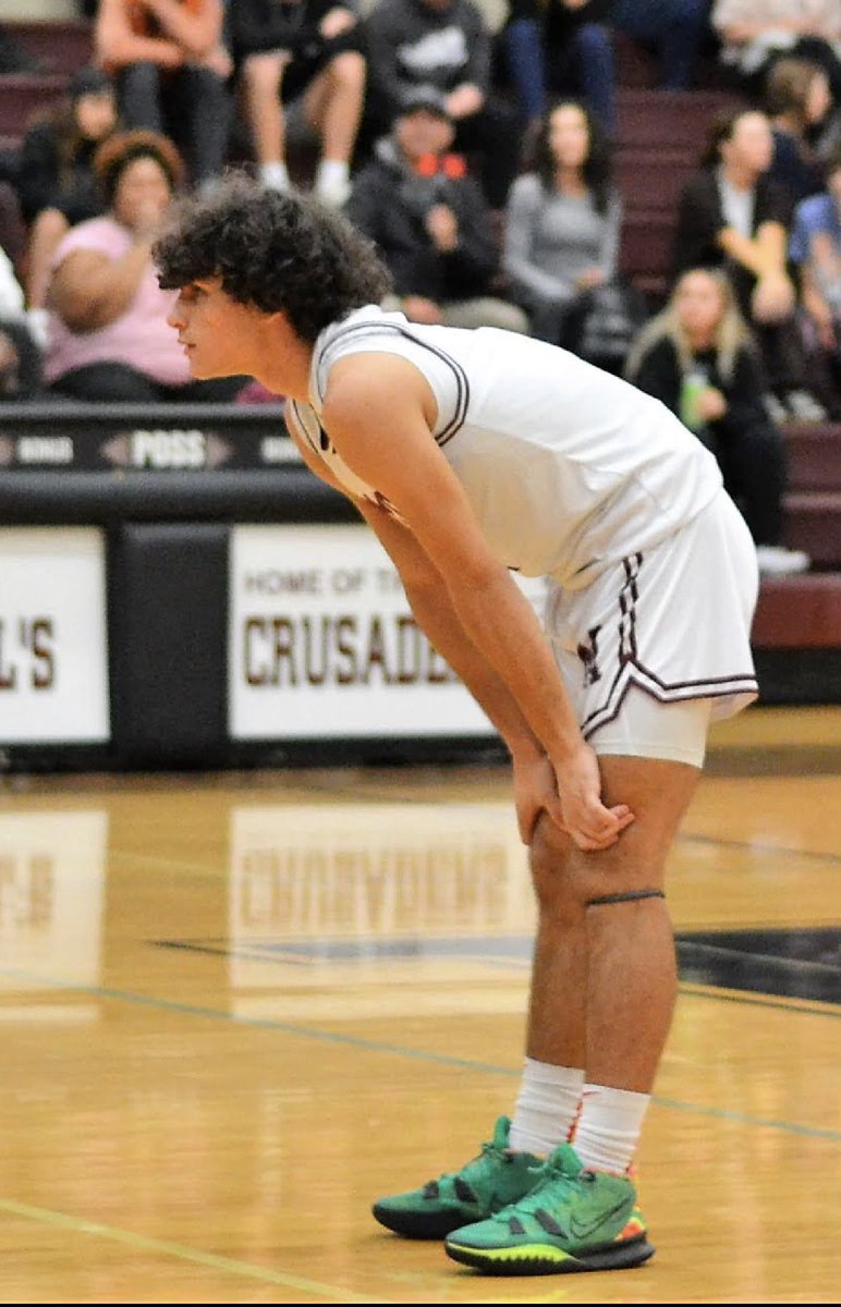romero_zander's tweet photo. Bball szn. ๐ Squad sitting at 19-8, 2-0 is district. #StMigos @TAPPSbasketball @Tabchoops @TXPSPodcast Current rankings via MaxPreps. https://t.co/3Tw5YwA3pp https://t.co/HNSHQl32S7