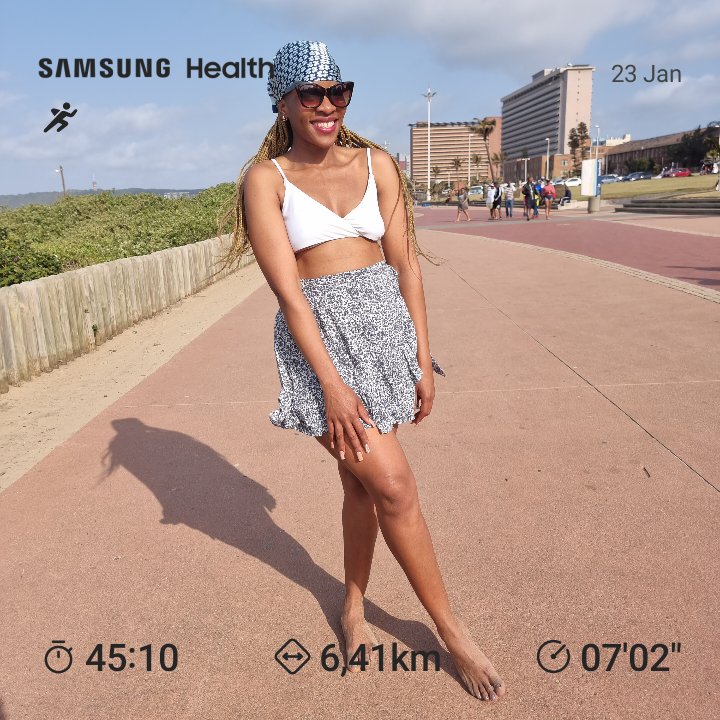 Ngigijimile, don't skip Monday's 
#runningatrain #RunningWithTumiSole  #FetchYourBody2023 #IPaintedMyRun