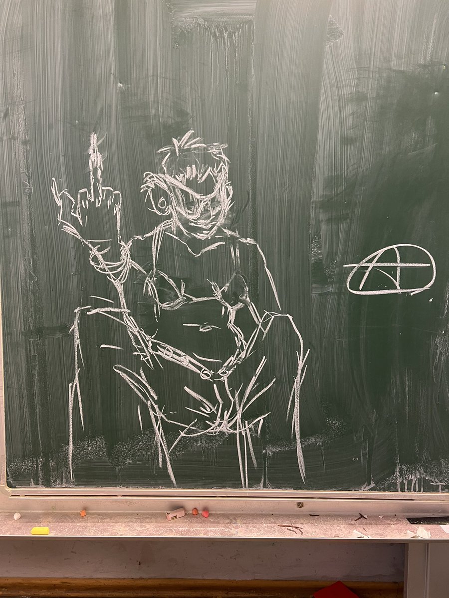 theartist_ali's tweet image. I was bored at school
.
.
.
#art #school #schoolsketch #traditionalart #blackboard #ocart #oc