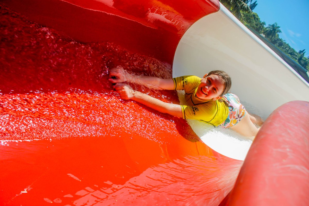 Sugarbaycamp's tweet image. The @aisjeddah learners enjoyed the waterslides and pool on Sunday. #sugarbaycamp #poolslides #pool