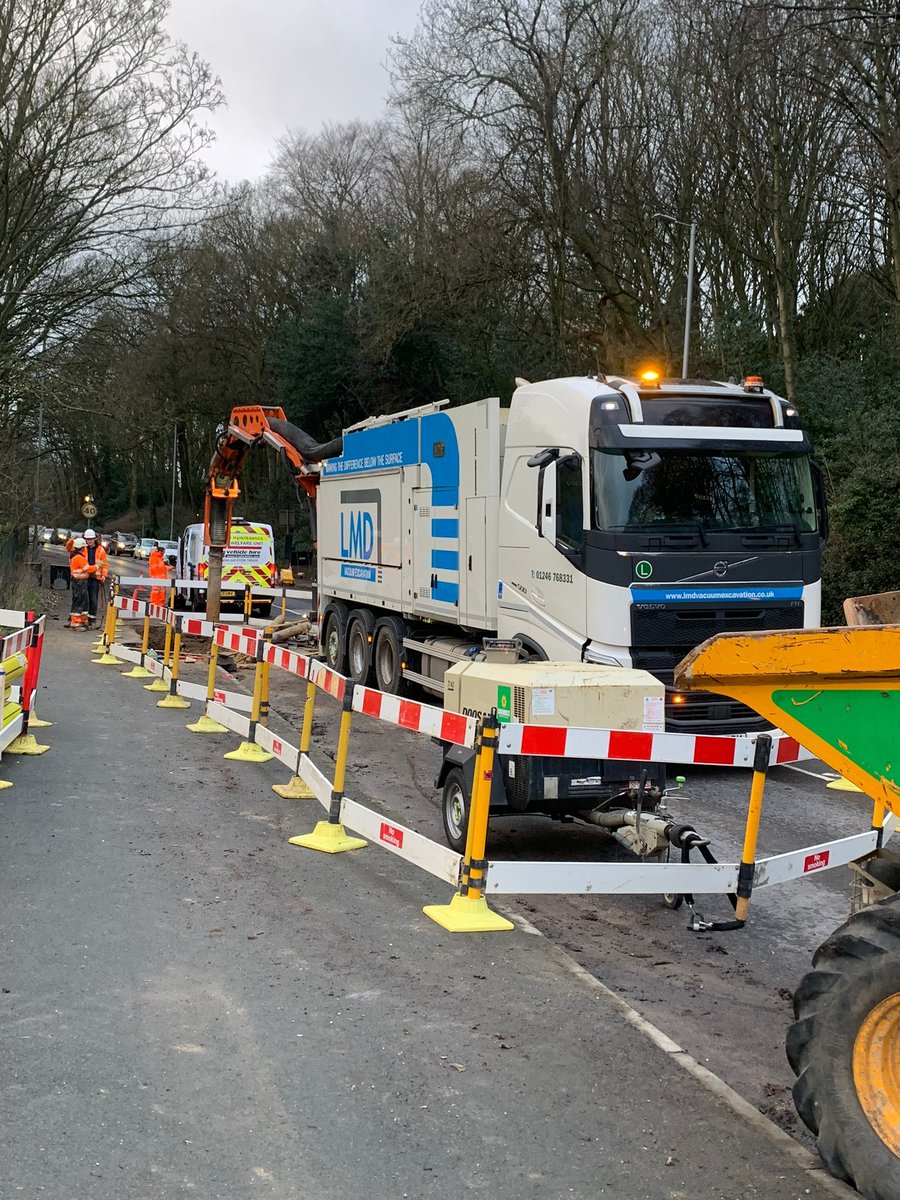LMDVacEx's tweet photo. We were in Nottingham last week, assisting one of our clients to remove part of a pathway to uncover various buried services. 

This was required in order for the client to begin work on the new access road, which will help traffic to join the main road. 

#vacuumexcavation https://t.co/Ag8nmm1pU9