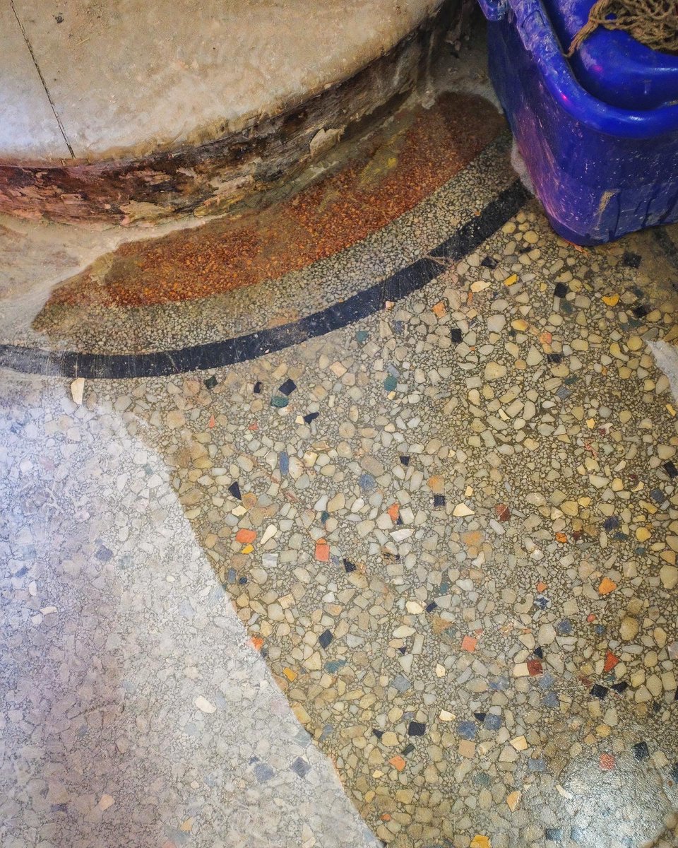 HydeParkPH's tweet photo. We're delighted that the original terrazzo floor in our foyer β hidden under carpet & vinyl tiles for 60 years β is in great condition.
Alongside a few small repairs, the floor will soon receive a sand, clean & polish, bringing it back to its former glory. #PictureHouseProject https://t.co/OdAd25czjo