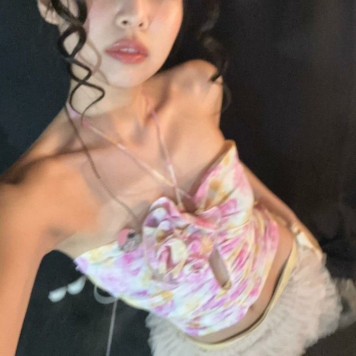 ًaloise tweet media