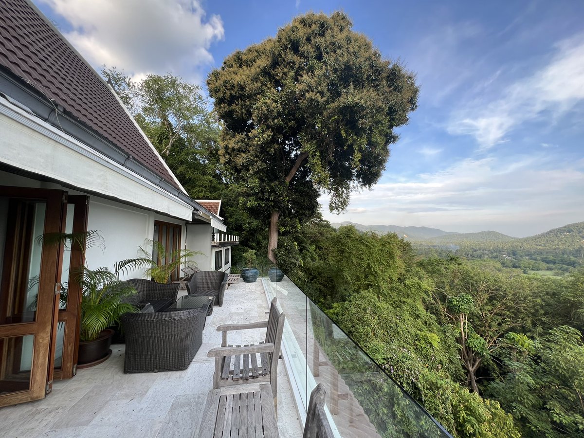 Bangkok_Simon's tweet photo. #SamuiVilla #BaanTalingNgam #LuxuryLifestyle #therecanbeonly1 - our family’s dream home for almost 30 years from new build !! #IntercontinentalSamui https://t.co/t75yJwin5X